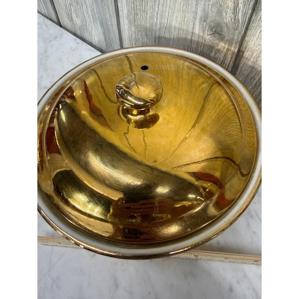 Hall China Golden Glo 22 Karat Gold Covered Casserole Dish Vintage Round 8 Inch